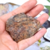 Přírodní minerální kámen - broušený achát, 5x2,5x4 cm
