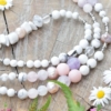 ~POROZUMĚNÍ~ Jedinečný perlový náhrdelník s Hamsou a vzácným měsíčním kamenem