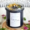~ČARODĚJKA~ Přírodní sójová svíčka zdobená minerály • pačuli, šalvěj a santalové dřevo, 350 ml