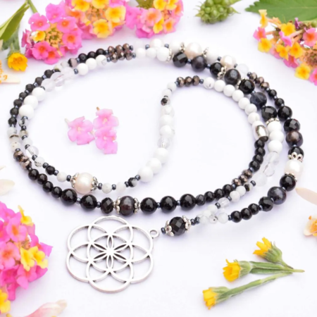 Perlový náhrdelník z minerálů Jin a jang, semeno života
